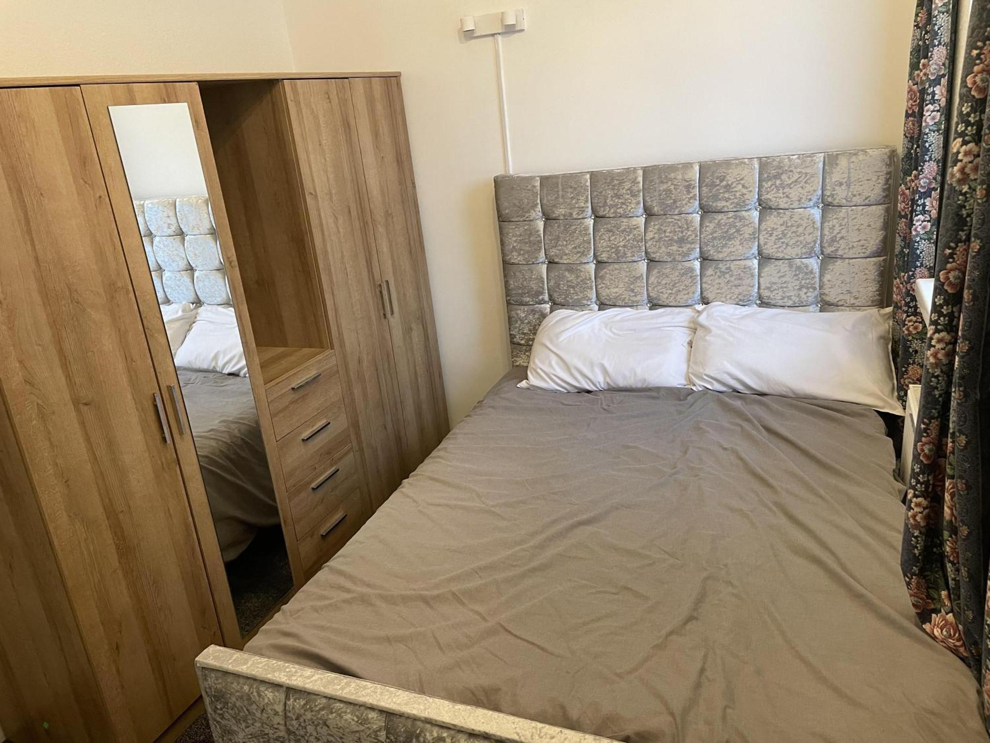 Holiday home 3 Bedroom House In Bradford