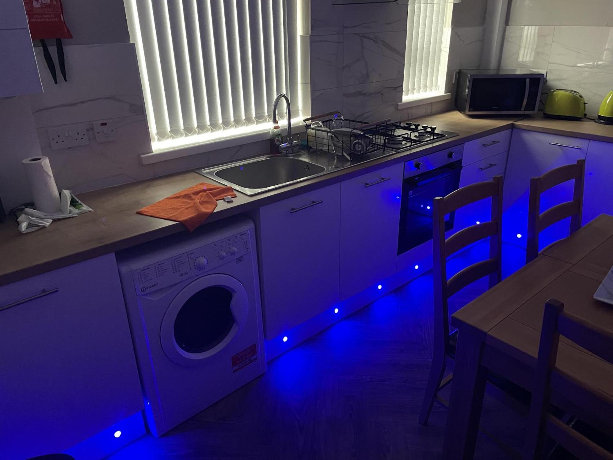 3 Bedroom House In Bradford Holiday home